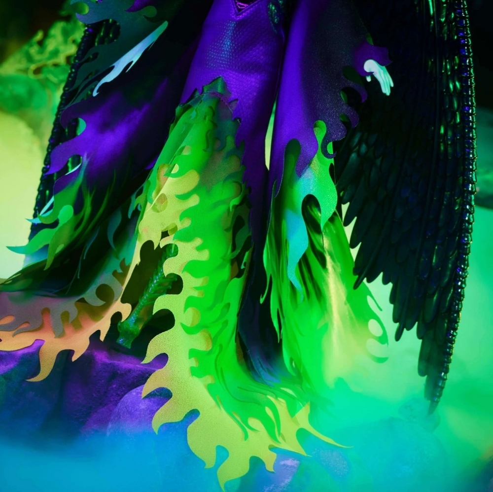 Maleficent Darkness Descends Series - Picture 3 of 4
